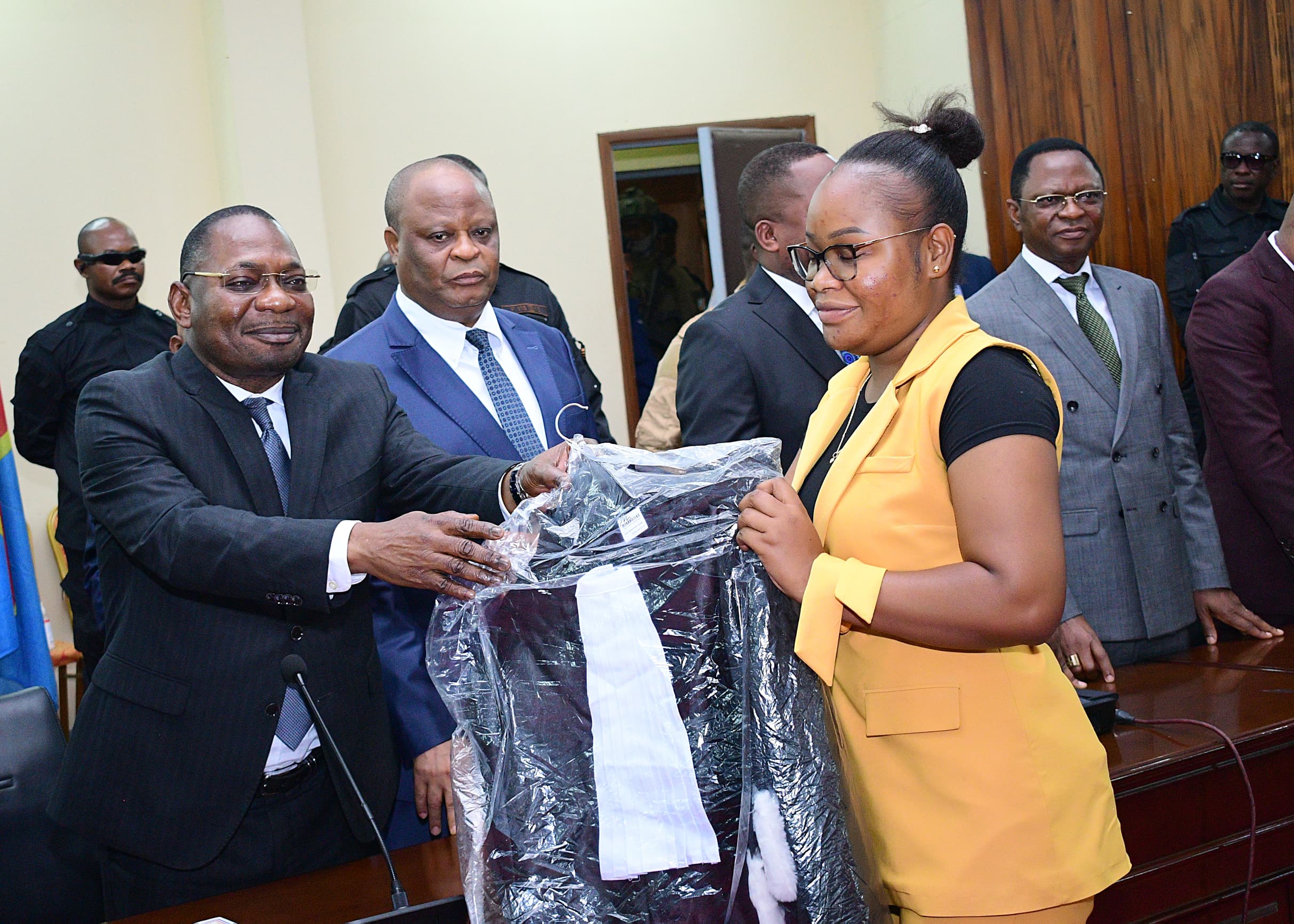 pgcassation, PG Monsieur Firmin MVONDE MAMBU
Procureur Général Près la Cour de Cassation remise des toges